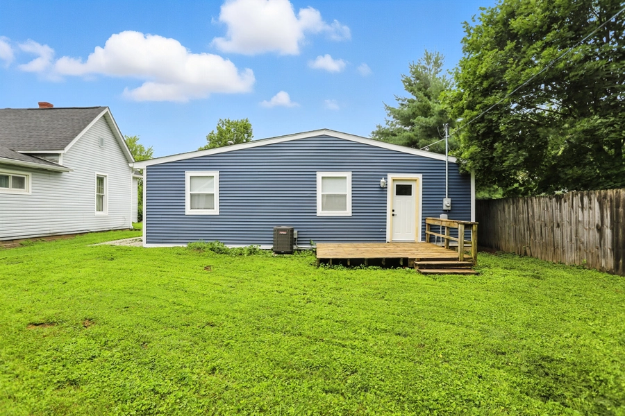 217 E Michigan St, Fortville